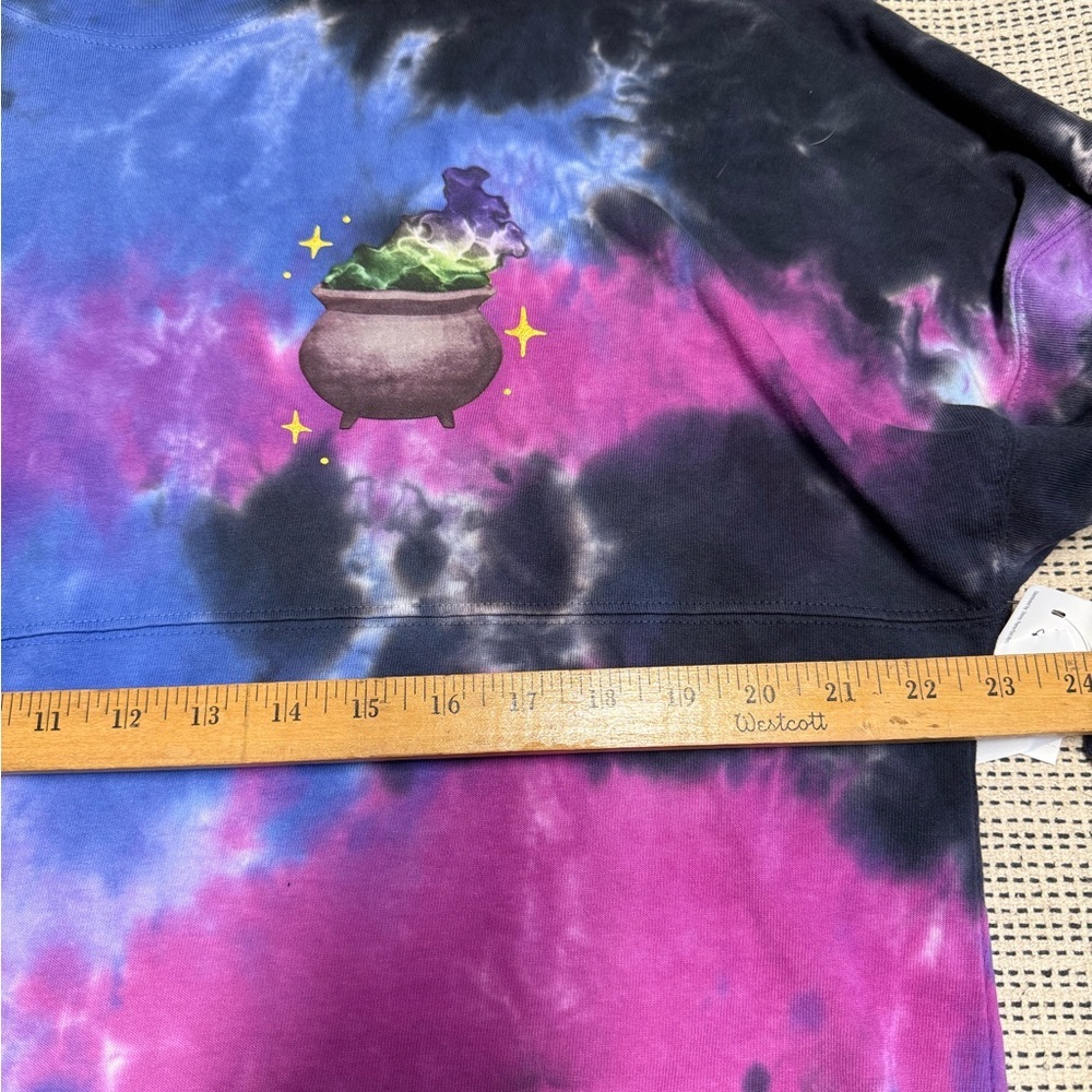 Disney Hocus Pocus Halloween Spirit Jersey 2022 - Picture 4 of 7